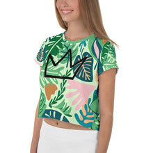 Load image into Gallery viewer, Afrikon Crown Florida Print Crop Tee
