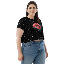 Load image into Gallery viewer, Sweet Lips Crop Tee
